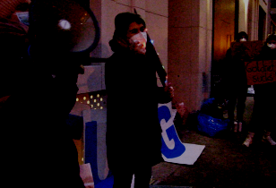 Protest vor Goldnetz gGmbH